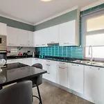 Calandiva Apartment