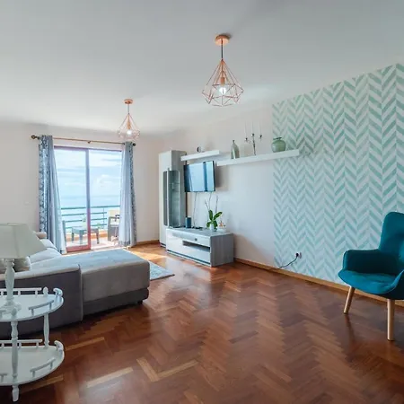 Bela Vista Apartment *